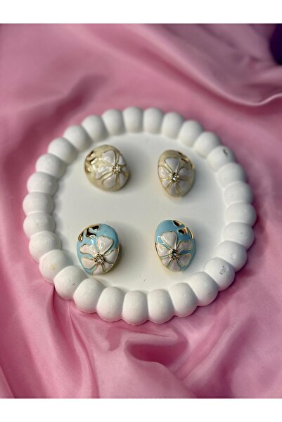 Store Blossom Beyaz Çiçek Küpe