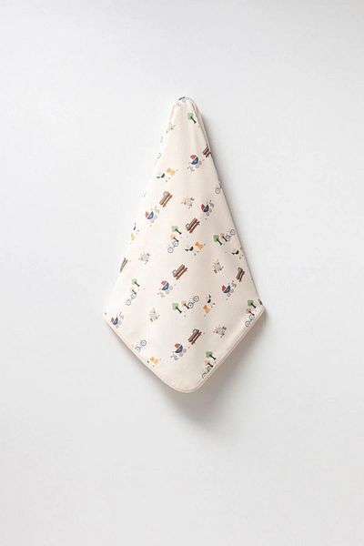 Bebelove Picnic Printed Double Layer Combed Cotton Newborn and Multi-Purpose 100% Cotton Baby Blanket