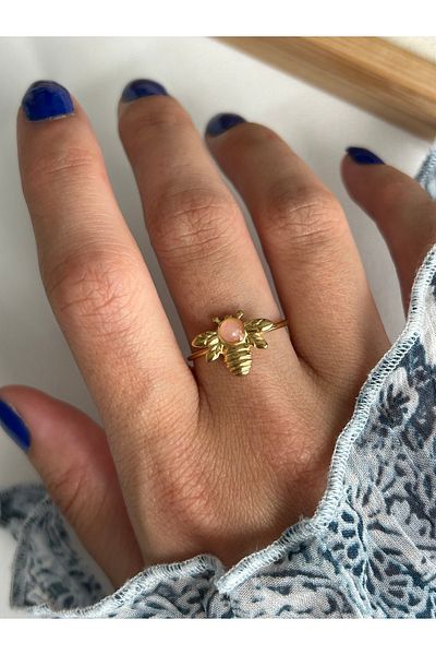 ringbox Steel Tarnish Pink Stone Bee Ring