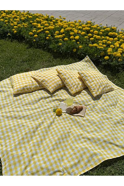 AYDER HOME Yellow Big Potticare Cover and 4 Pillows