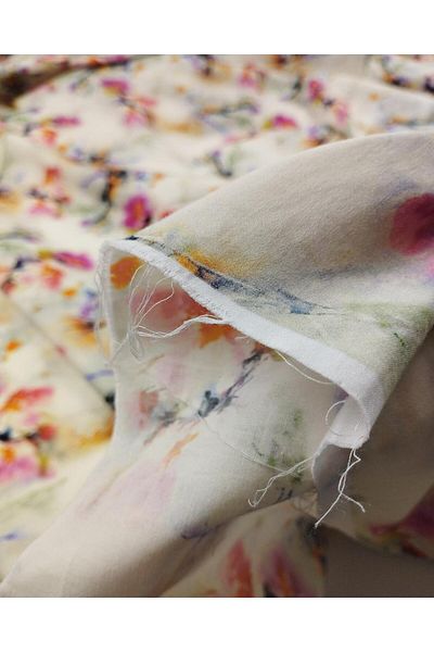 Kumaş Parça Cotton Satin Flower Pattern Cream Color (Width 150 cm X Length 300 cm)