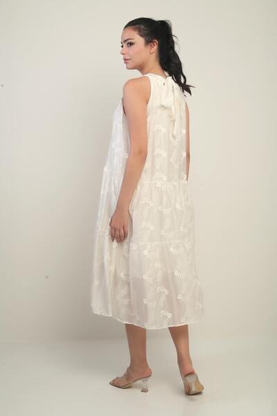 By Saygı Women's Halter Neck Lace-Up Lined Embroidered Midi Dress