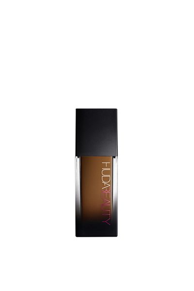 Huda Beauty Faux Filter Foundation in Nutmeg 520 G