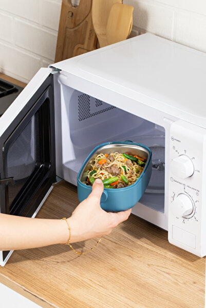 Porsima 3114-1 Vacuum Lunch Box Food Thermos Easy Lock Self Spoon Lunch Box – 750 ml Blue