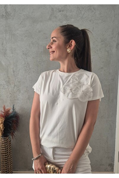 Butik TÜL VE BONCUK ÇİÇEKLİ TIŞÖRT
