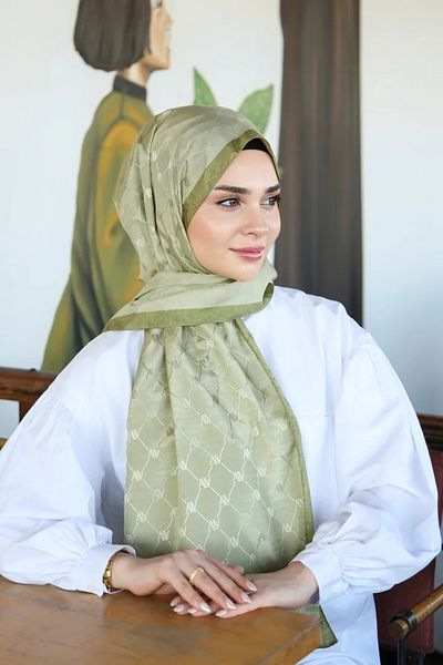 Armine Trend Monogram Shawl 2