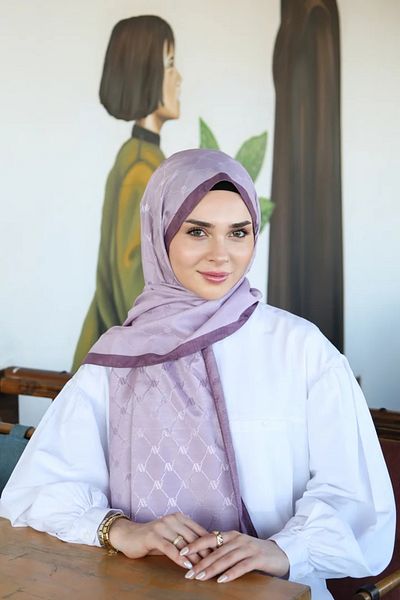 Armine Trend Monogram Shawl 2