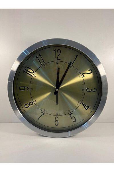 DEC14 Wall clock with a distinctive and modern design, diameter 40 cm.