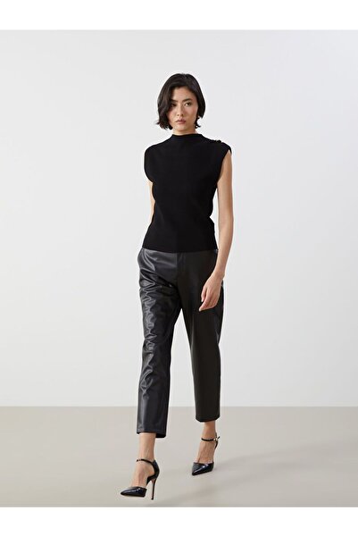 LC Waikiki بنطلون نسائي من LCW Vision ذو مظهر جلدي قياسي