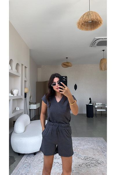 Buket Teke Anthracite V-Neck Shorts Blouse Set