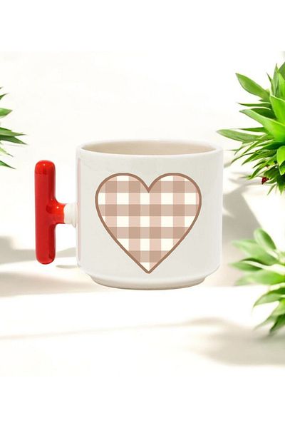 BB TRADE Checkered Heart Design Red T-Handle Ceramic Printed Mug 250 ml