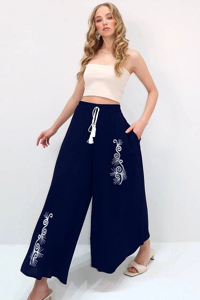 hazelin Women's Navy Blue Elastic Waist Embroidery Detailed Loose Cut Viscose Trousers Hzl25S-Vm10301