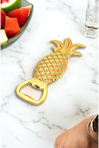 iQey Home Ananas Magnetic Bottle Opener Gold