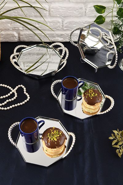 HELVACIOĞLU AKSESUAR 6 Pieces Mirrored Handled Coffee Cake, Cake, Baklava, Cookies, Tea Presentation Tray 15 cm