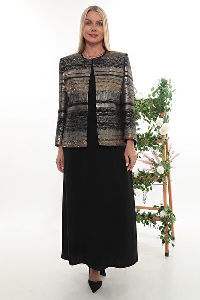 MİSS DİAMOND فستان سترة مبطن مطرز بالحجر اللامع باللون الأسود والذهبي