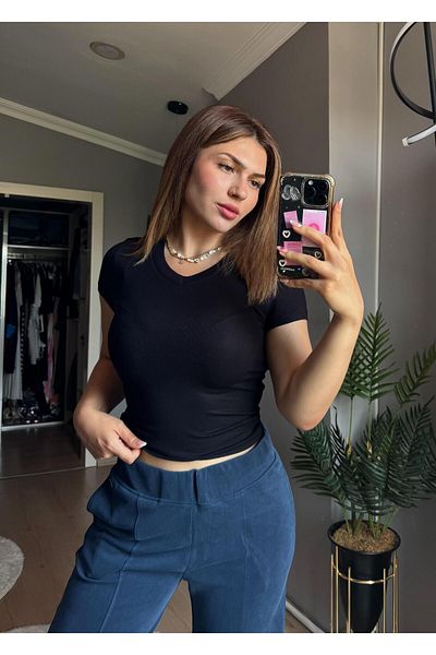 Qenz V Neck Buzz Body - Μαύρο