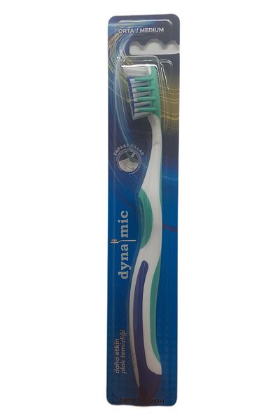 Dynamic Toothbrush Medium Hard (Medium) X 4 Pcs
