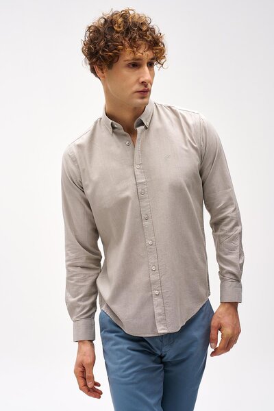 İgs Erkek Bej Dynamic Fit Düğmeli Yaka Gömlek