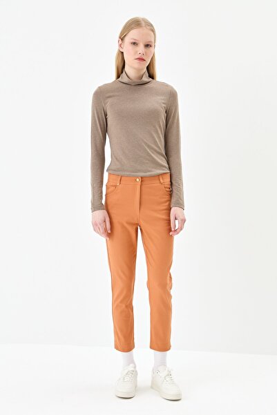 Nihan Dar Paça Kanvas Pantolon Soğan Kabuğu