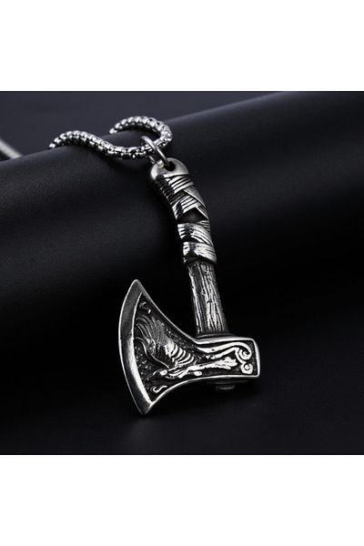 Tessero Lantisor design cubic cu pandantiv Viking in forma de topor cu detaliu vultur, otel inoxidabil, plac