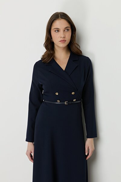 Nihan Kemer ve Düğme Detaylı Şık Elbise Lacivert