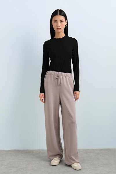 Nihan Beli Lastikli Bol Paça Örme Pantolon Vizon