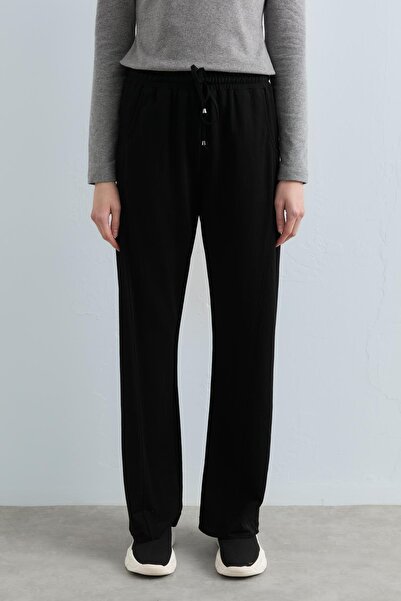 Nihan Beli Lastikli Boru Paça Örme Pantolon Siyah