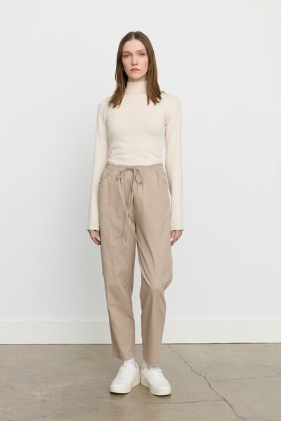 Nihan Beli Lastikli Kanvas Havuç Denim Pantolon Kumsal