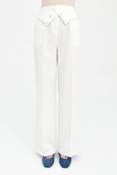 Nihan Beli Düğme Detaylı Ütü İzli Pantolon Ekru