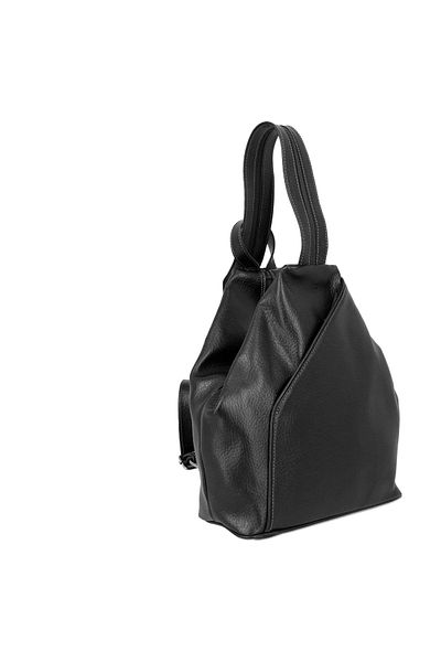 Magazinul de genti Women's backpack/bag made of fine natural leather, model 133,