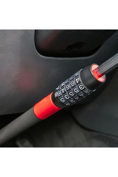 Heyner STEERING WHEEL AND PEDAL LOCK WITH CODE