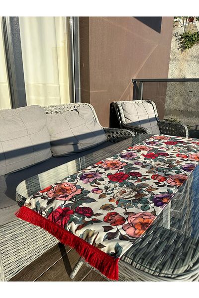 Karam Home 135X43 cm Sophisticated Aesthetic Flowers Patterned Red Tassels Runner
