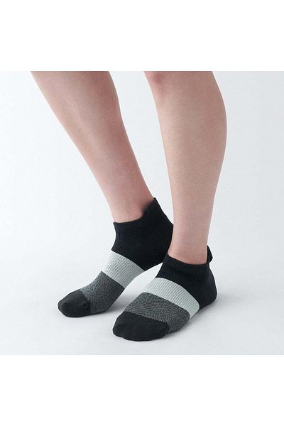 Muji جوارب رياضية بزاوية قائمة للجري للنساء