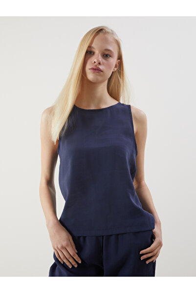 LC Waikiki Γυναικεία μπλούζα με λαιμόκοψη