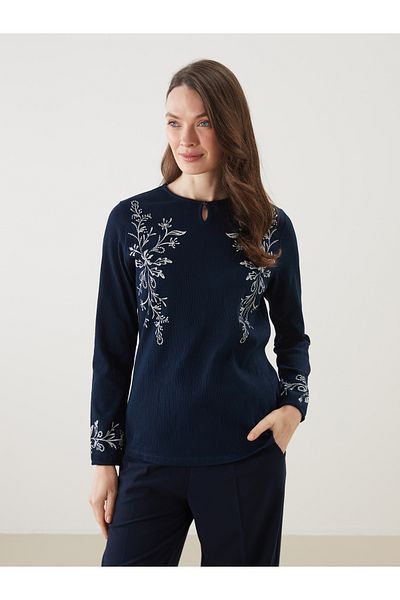 LC Waikiki Blumenbluse mit Rundhalsausschnitt