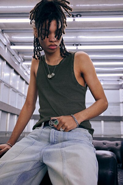 Pull & Bear Yırtık detaylı tank tişört