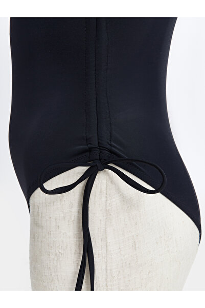 LC Waikiki UV-védett V-nyakú, fényes megjelenésű női fürdőruha pánttal