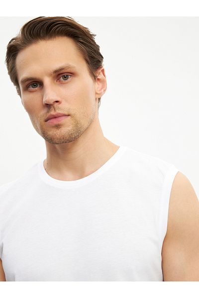 LC Waikiki Crew Neck Sleeveless Cotton Men's Undershirt