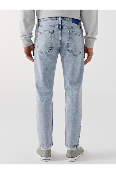 LC Waikiki 730 Havuç Kalıp Erkek Jean Pantolon