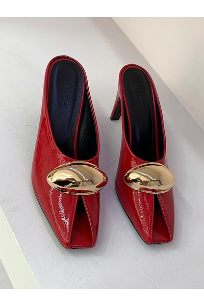 carweza Zari Red Patent Leather Gold Accessory Slippers