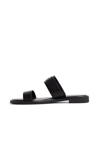 Call it Spring Black L Cas Sandals For Women