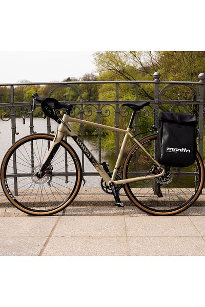 zagatto Black bicycle side bag, expandable, 21L, waterproof, 34–53x27x15 cm, ZG735