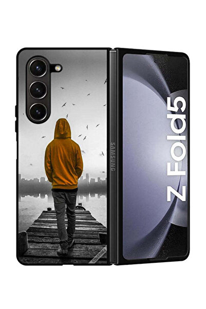 Covernex غطاء حماية لهاتف سامسونج جالاكسي زد فولد 5 - فتى حزين يمشي