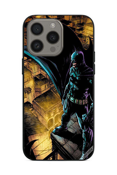 Covernex غطاء حماية لهاتف Apple iPhone 15 Pro Max باتمان في العمل