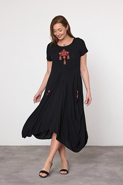 hazelin Γυναικείο μαύρο κέντημα με λεπτομέρεια τσέπη φαρδύ φόρεμα HZL25S-VM10361