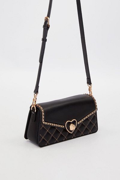 Levidor Premium Heart Buckle Detail Shoulder Bag Black