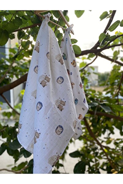 Store Muslin Baby Blanket (4 Mouth Wipes as a Gift)