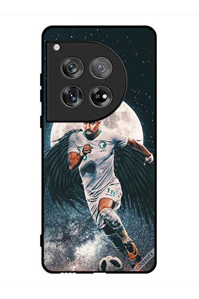 Covernex غطاء حماية لهاتف ون بلس 12 - سالم الدوسري يحمل كرة قدم