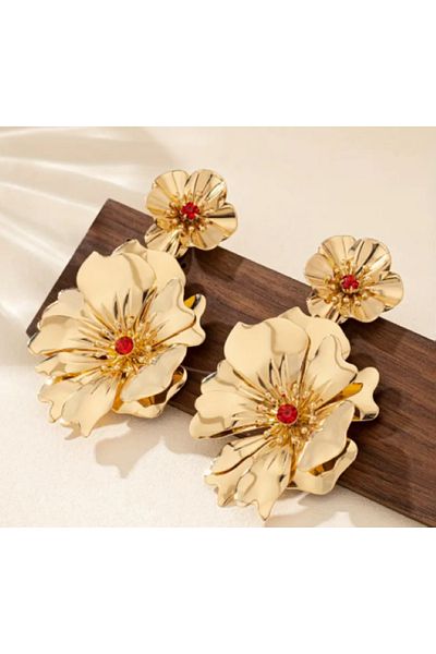 SE Jewellery Collection Selin Ersoy Women's Gold Color Flower Figured Earrings – Red Stone Detail, Large Size Design