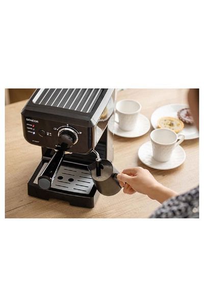Sencor 1140W 15-Bar Pre-Brew Function Semi-Auto Espresso Machine Black 1.5 Liter